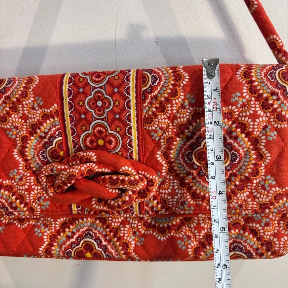 VERA BRADLEY Baguette Shoulder Bag Paisley Print Front Knot Snap Closure Quilted - Picture 11 of 16